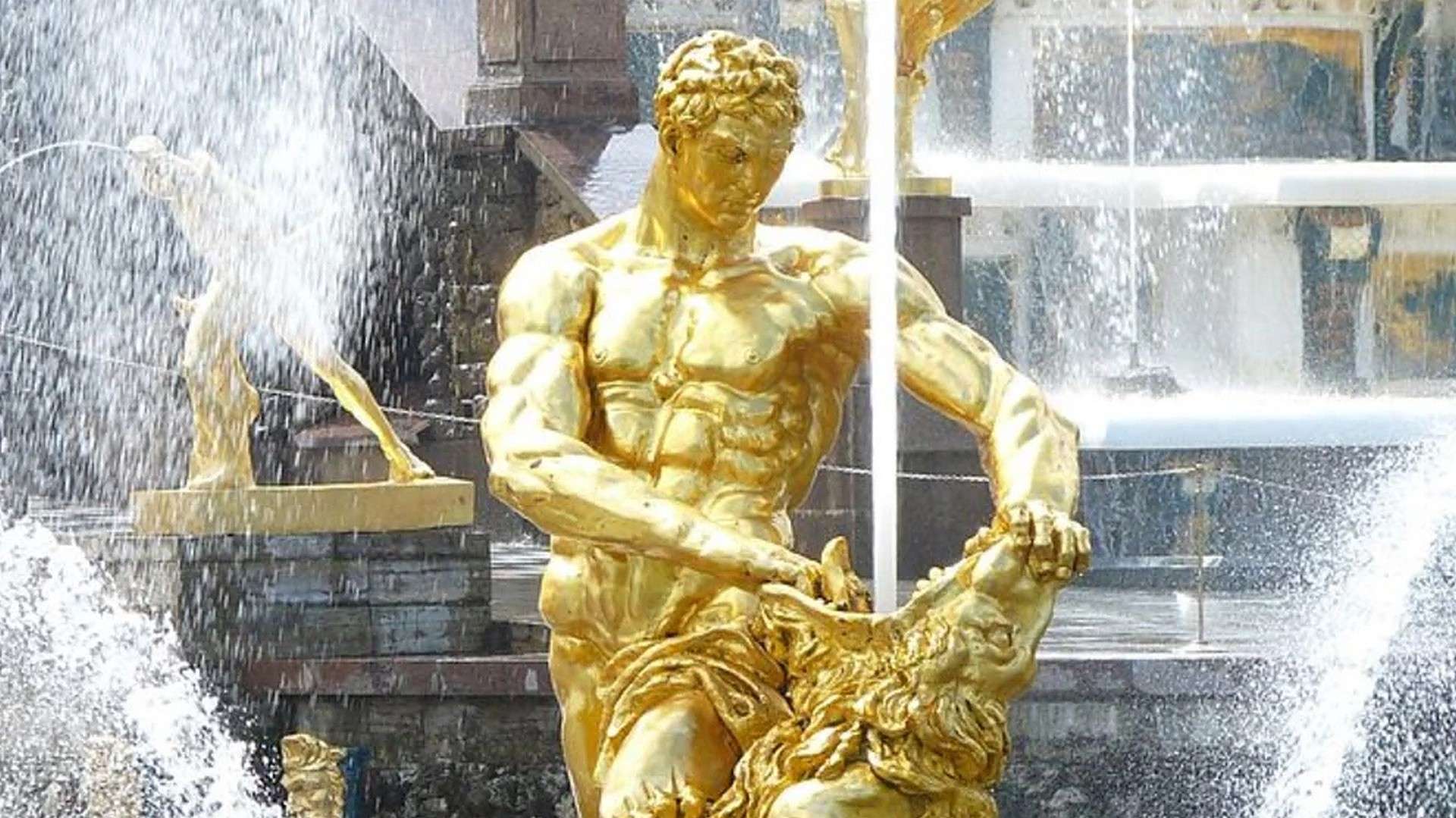 Разрывает пасть. Статуя Самсона в Петергофе. Фонтаны Петергофа статуя Самсона.